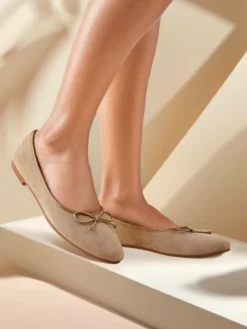 Baleriny Klasyczne^Royalfashion Damskie baleriny z kokardką Zaame jasny brązowy