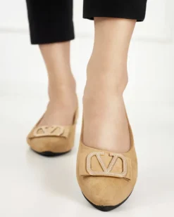 Baleriny Klasyczne^Royalfashion Damskie beżowe baleriny z ozdobą na nosku Cavo beżowy