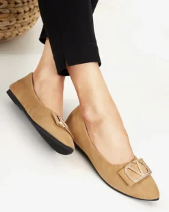 Baleriny Klasyczne^Royalfashion Damskie beżowe baleriny z ozdobą na nosku Cavo beżowy