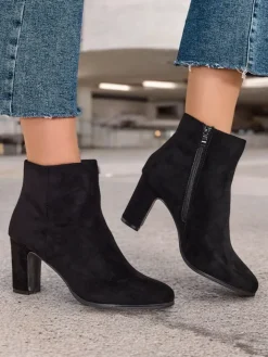 Botki Na Słupku|Nowość^Royalfashion Damskie botki na słupku Wierod czarny