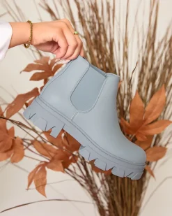 Botki Z Delikatnym Ociepleniem|Botki Na Płaskim Obcasie^Royalfashion Damskie botki na płaskim obcasie w kolorze niebieskim Alussady Ecru