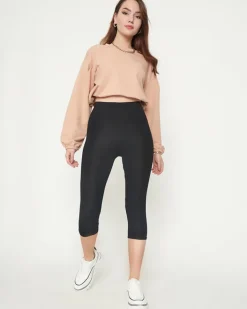 Legginsy / Tregginsy^Royalfashion Damskie czarne legginsy o długości 3/4 czarny