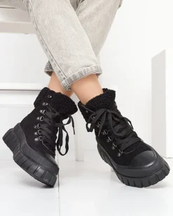 Botki Bez Ocieplenia|Botki Na Platformie^Royalfashion Damskie czarne eko-zamszowe botki z kożuszkiem Vetic czarny