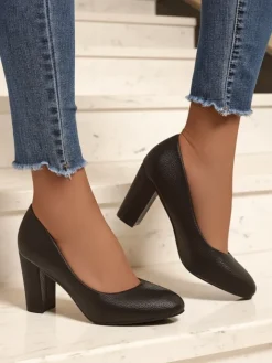 Klasyczne^Royalfashion Damskie czółenka eko skórzane Sofia Lux czarny