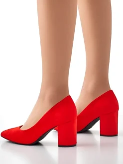 Klasyczne^Royalfashion Damskie czółenka eko zamszowe Ugandes czerwony