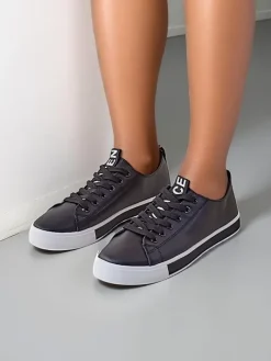 Trampki^Royalfashion Damskie eko skórzane trampki Eccola czarny