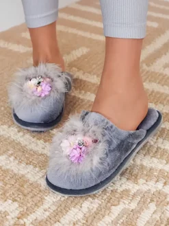 Kapcie^Royalfashion Damskie futrzane kapcie z kwiatami Ederra gołębi szary