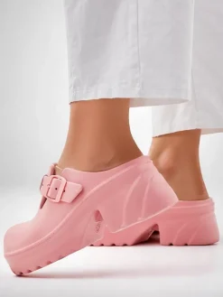 Klapki Na Obcasie^Royalfashion Damskie gumowe klapki na obcasie Voxones różowy