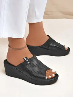 Klapki Na Obcasie^Royalfashion Damskie klapki na koturnie Luna Wedge czarny