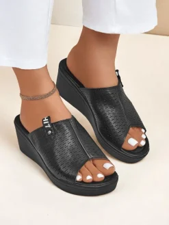 Klapki Na Obcasie^Royalfashion Damskie klapki na koturnie Luna Wedge czarny