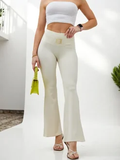 Legginsy / Tregginsy^Royalfashion Damskie legginsy z poszerzanymi nogawkami biały