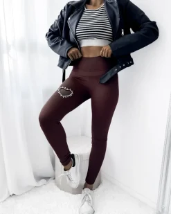 Legginsy / Tregginsy^Royalfashion Damskie legginsy w kolorze brązowym z serduszkiem Ciemnobrązowy
