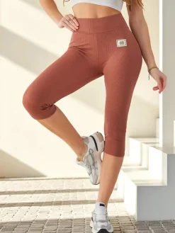 Spodenki 3/4|Krótkie Spodenki^Royalfashion Damskie prążkowane legginsy z bawełny 3/4 jasny brązowy