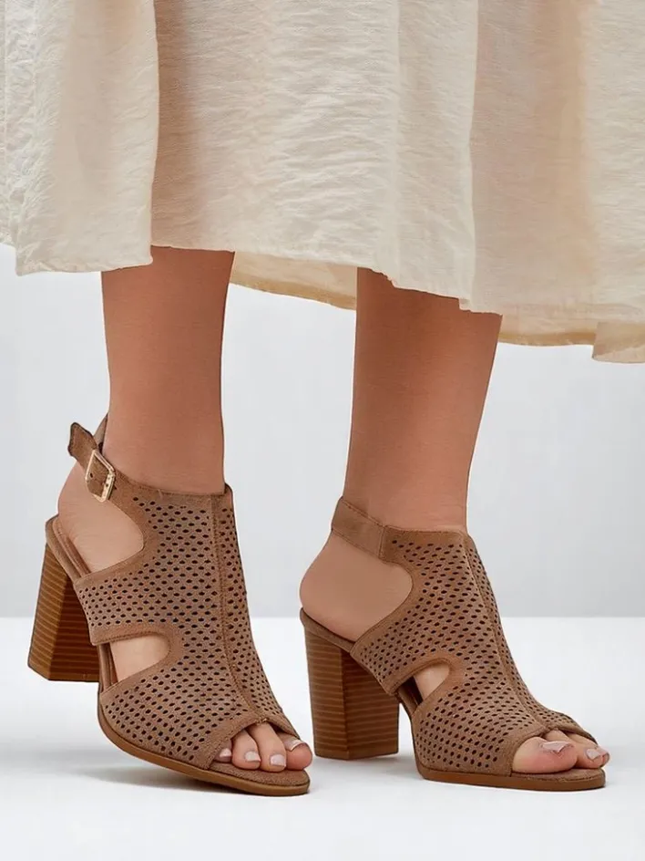 Buty Na Wielkie Wyjście|Sandały Na Słupku^Royalfashion Damskie sandały na słupku ażurowe Abetle jasny brązowy