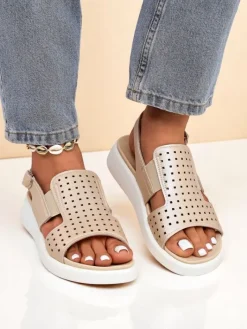 Sandały Płaskie^Royalfashion Damskie sandały na grubszej podeszwie BreezyStep złoty