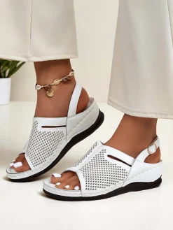 Sandały Na Koturnie^Royalfashion Damskie sandały na niskim koturnie Mira biały