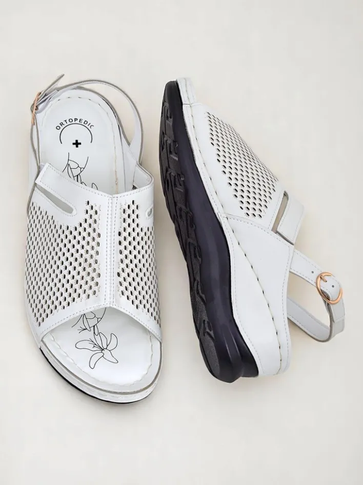 Sandały Na Koturnie^Royalfashion Damskie sandały na niskim koturnie Mira biały