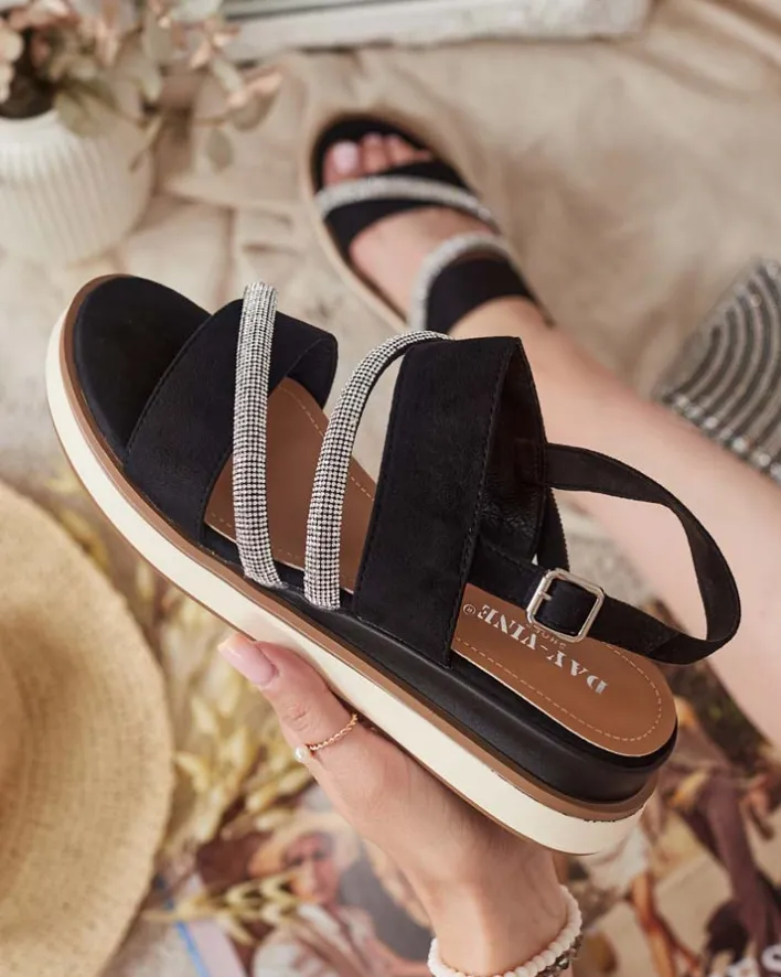 Sandały Na Koturnie^Royalfashion Damskie sandały na niskim koturnie Obissa czarny