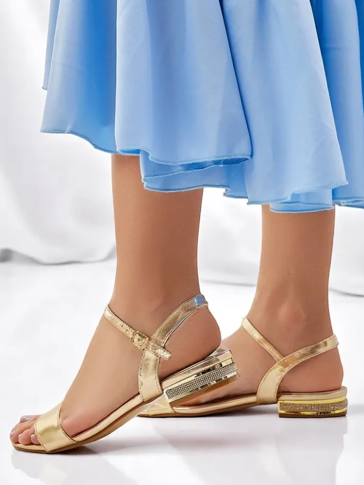 Ugc|Sandały Płaskie^Royalfashion Damskie sandały na płaskiej podeszwie Aronies złoty