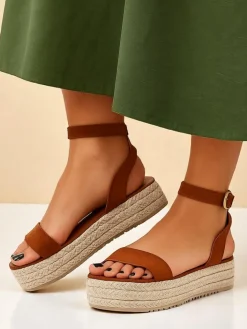 Sandały Na Koturnie^Royalfashion Damskie sandały na platformie Finna Camel