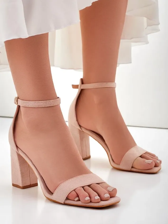 Buty Na Wielkie Wyjście|Sandały Na Słupku^Royalfashion Damskie sandały eko zamszowe Qwadrat beżowy