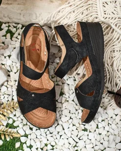 Sandały Na Koturnie^Royalfashion Damskie sandały na niskim koturnie Obbiave czarny