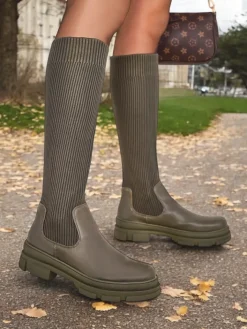 Kozaki Na Płaskim Obcasie|Kozaki Bez Ocieplenia^Royalfashion Damskie wsuwane kozaki Bireno czarny