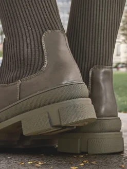 Kozaki Na Płaskim Obcasie|Kozaki Bez Ocieplenia^Royalfashion Damskie wsuwane kozaki Bireno czarny