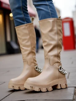 Kozaki Na Płaskim Obcasie^Royalfashion Damskie wysokie kozaki Defesisa beżowy