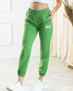 Spodnie Dresowe^Royalfashion Damskie zielone spodnie dresowe zielony