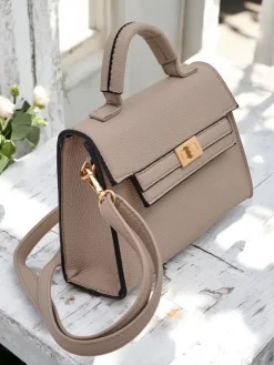 Małe Torebki^Royalfashion Elegancka mała torebka damska typu kuferek brązowy