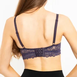Codzienne^Royalfashion usztywniany biustonosz z koronką i paskami fioletowy