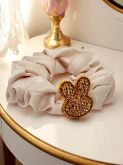 Akcesoria Do Włosów^Royalfashion Gumka do włosów z ozdobnym króliczkiem Satin Bunny beżowy