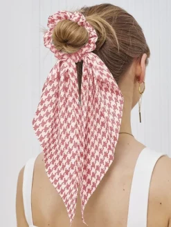 Akcesoria Do Włosów^Royalfashion Gumka do włosów ze wstążką w kratkę Kratella różowy