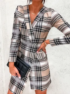 Sukienki Krótkie^Royalfashion Jasnobrązowa damska sukienka marynarka w kratę brązowy