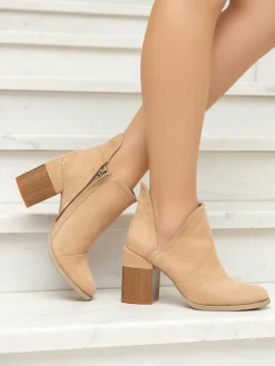 Botki Bez Ocieplenia|Botki Na Słupku^Royalfashion Jasnobrązowe damskie botki z wycięciami Plinara Camel