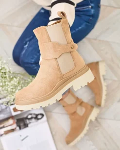 Botki Z Delikatnym Ociepleniem|Botki Na Płaskim Obcasie^Royalfashion Jasnobrązowe damskie botki z ozdobnym paskiem Doasa brązowy