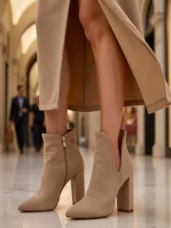 Botki Bez Ocieplenia|Botki Na Słupku^Royalfashion Jasnobrązowe damskie botki na słupku z wycięciem Alania beżowy