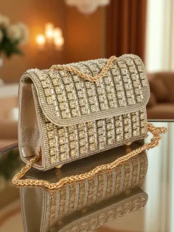 Małe Torebki^Royalfashion Kopertowa torebka damska z cyrkoniami Elira Dusk złoty