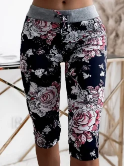 Spodenki 3/4|Krótkie Spodenki^Royalfashion Kwiatowe spodenki damskie 3/4 w kolorze granatowo- koralowym Granatowy