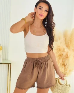 Szorty|Krótkie Spodenki^Royalfashion Materiałowe krótkie spodenki damskie brązowy