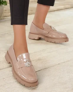 Półbuty|Mokasyny Na Płaskiej Podeszwie^Royalfashion Mokasyny damskie lakierowane Bemies brązowy