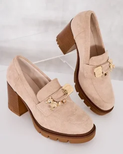 Mokasyny Na Obcasie^Royalfashion Mokasyny damskie na wysokim słupku Nezii beżowy