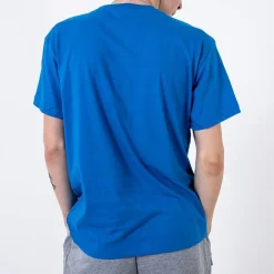 Bluzki^Royalfashion Niebieski bawełniany t-shirt męski zdobiony printem i napisem Wielokolorowe