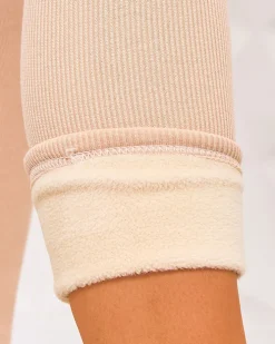 Spodnie Materiałowe|Legginsy / Tregginsy^Royalfashion Ocieplane legginsy damskie prążkowane beżowy