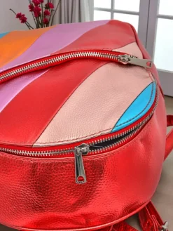 Plecaki^Royalfashion Plecak damski z eko skóry w paski Metallic Stripes czerwony