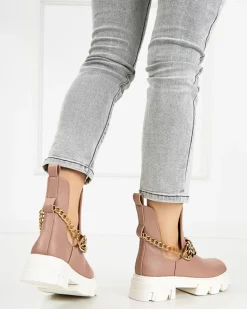 Botki Bez Ocieplenia|Botki Na Płaskim Obcasie^Royalfashion Różowe damskie botki z łańcuszkiem Tenkay różowy