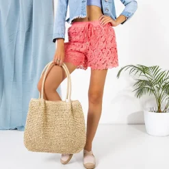 Szorty|Krótkie Spodenki^Royalfashion Różowe damskie koronkowe szorty Koral