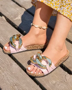 Klapki Płaskie^Royalfashion Różowe klapki damskie z ozdobą Sofig Jasnoróżowy