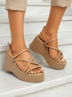 Sandały Na Koturnie^Royalfashion Sandałki damskie na koturnie Skyline Straps jasny brązowy